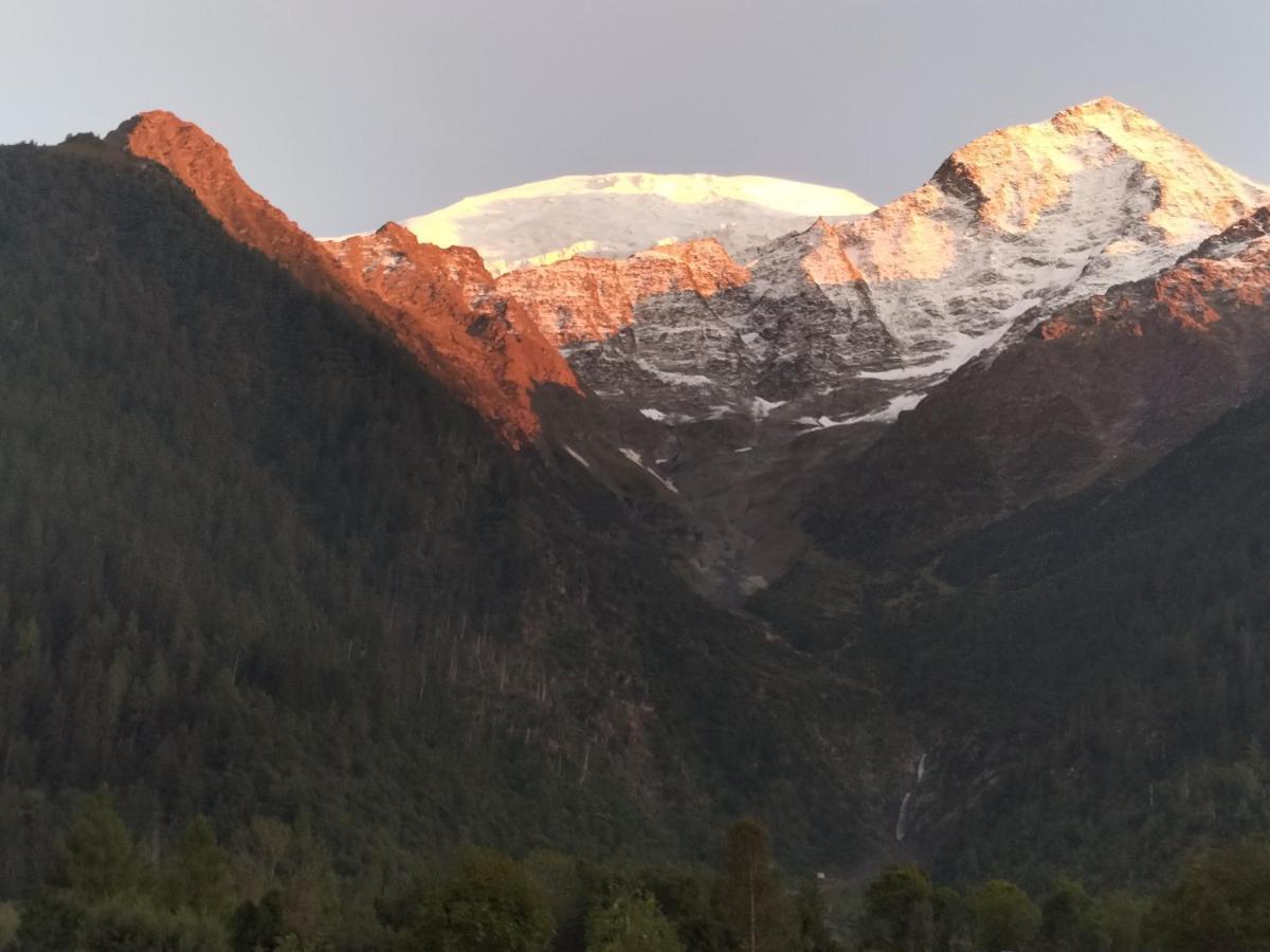 Le Montagny Otel Les Houches Dış mekan fotoğraf